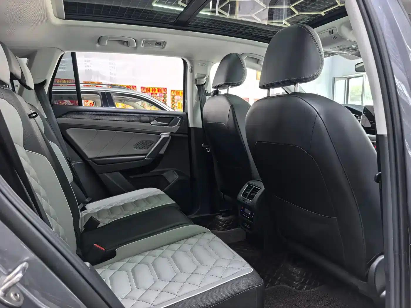 Tayron 2023 280TSI 2WD Luxury Plus Advanced Edition — миниатюра 8