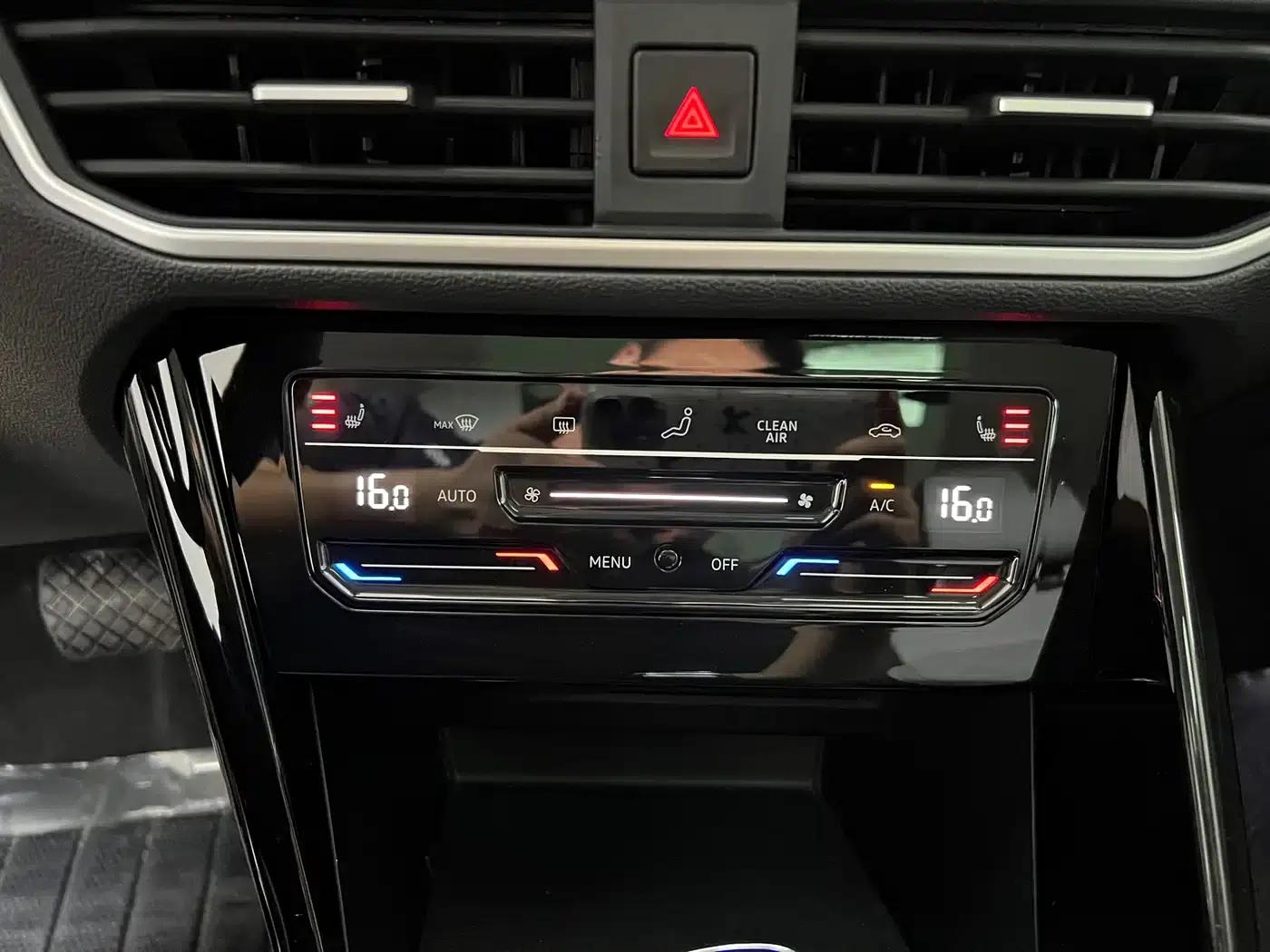 Tayron 2023 280TSI 2WD Luxury Plus Advanced Edition — миниатюра 13