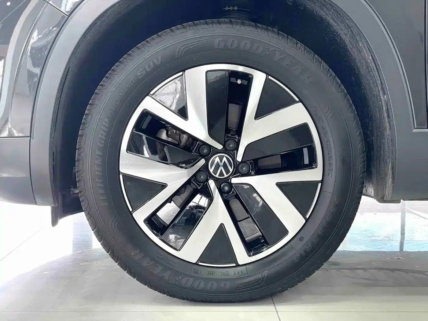 Tayron 2023 280TSI 2WD Luxury Plus Advanced Edition — миниатюра 16