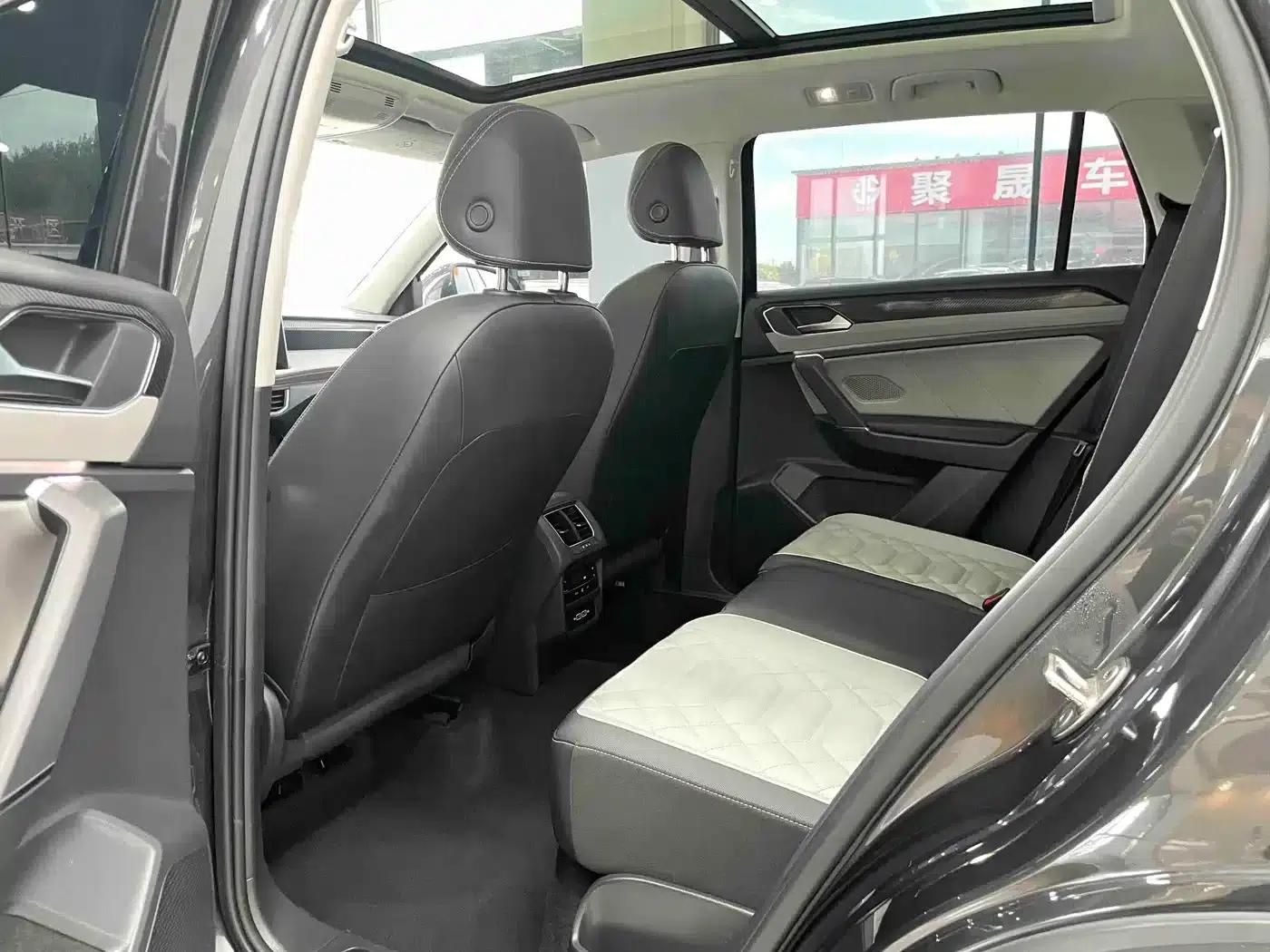 Tayron 2023 280TSI 2WD Luxury Plus Advanced Edition — миниатюра 10