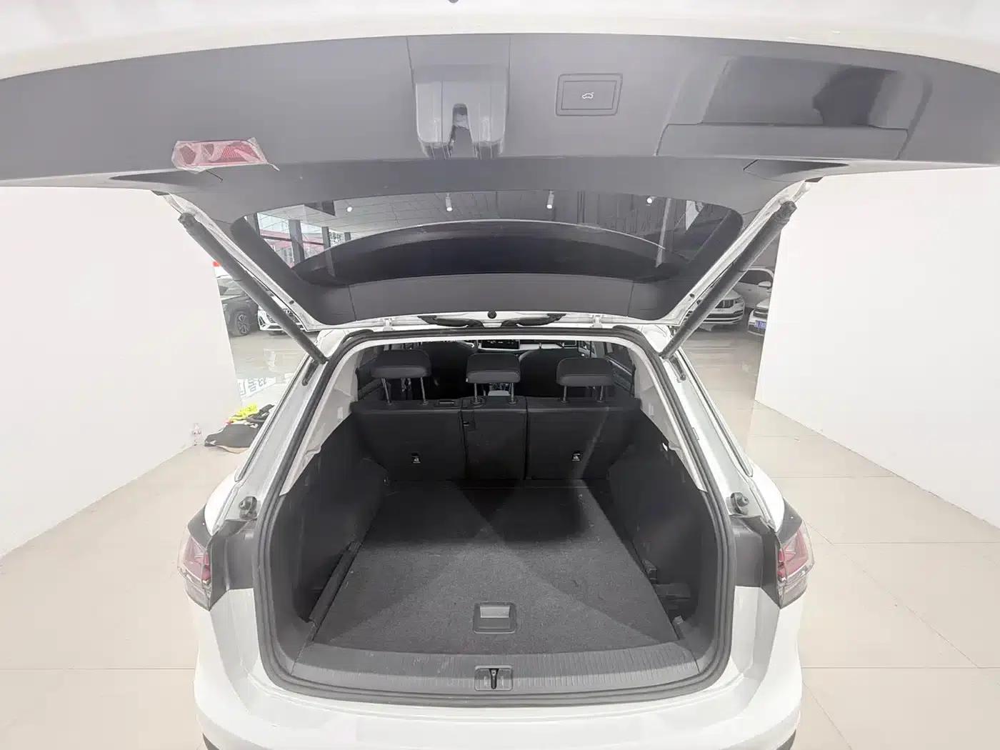 Tayron 2023 280TSI 2WD Luxury Plus Advanced Edition — миниатюра 15