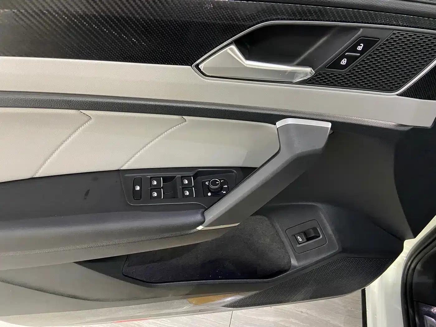 Tayron 2023 280TSI 2WD Luxury Plus Advanced Edition — миниатюра 18