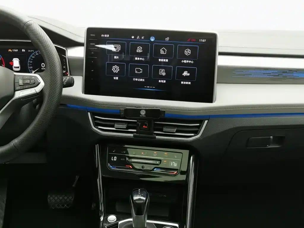 Tayron 2023 330TSI 2WD R-Line High-Performance Edition — миниатюра 12