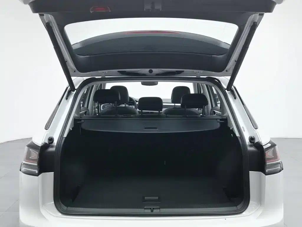 Tayron 2023 330TSI 2WD R-Line High-Performance Edition — миниатюра 16