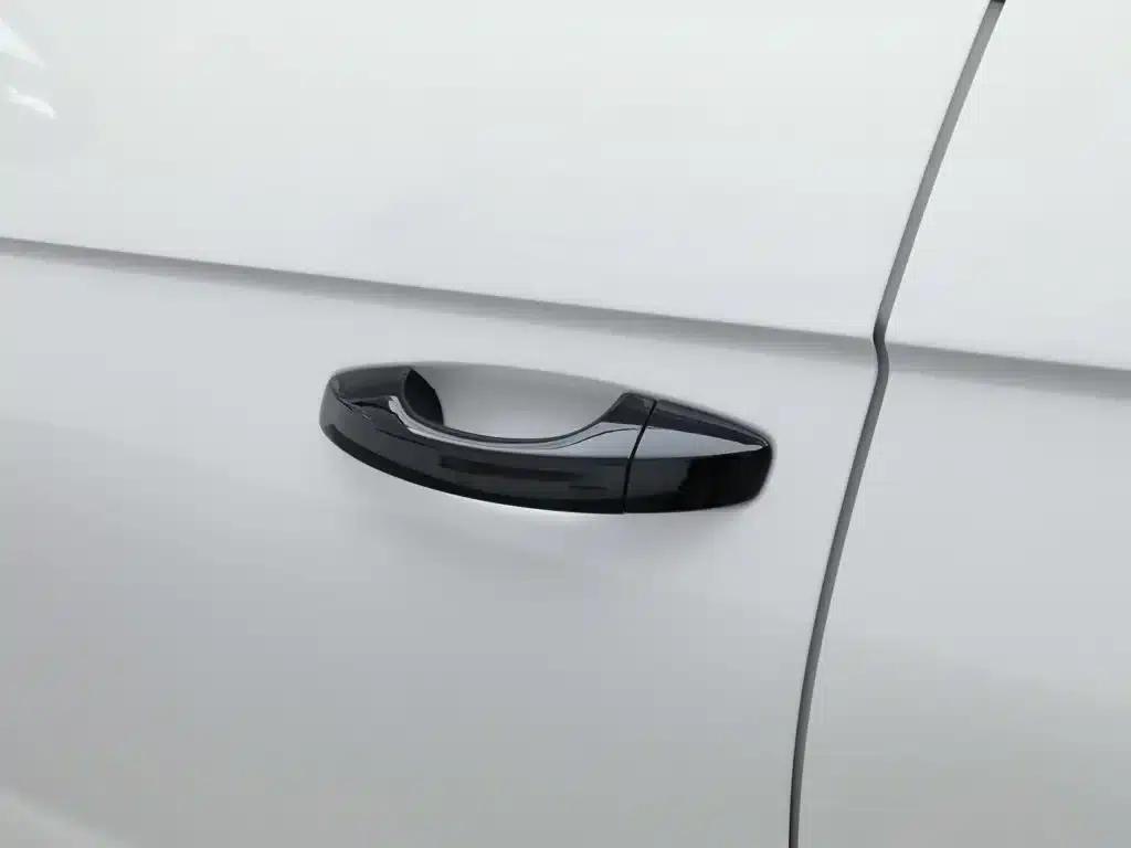 Tayron 2023 330TSI 2WD R-Line High-Performance Edition — миниатюра 18