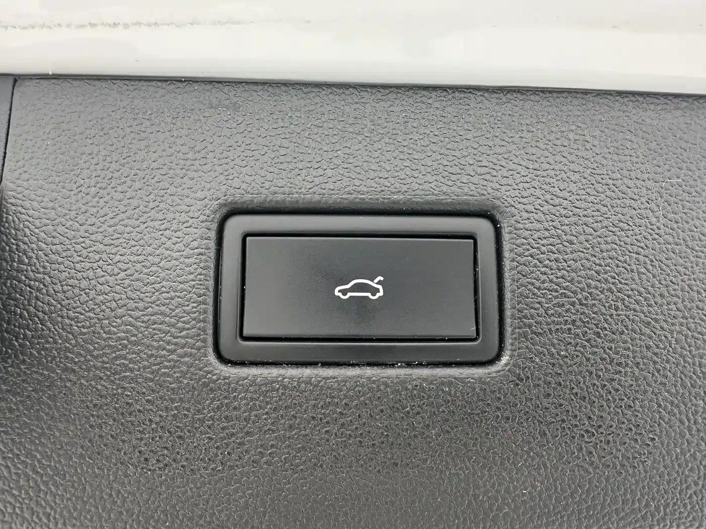 Tayron 2022 280TSI 2WD Luxury Intelligent Edition — миниатюра 17
