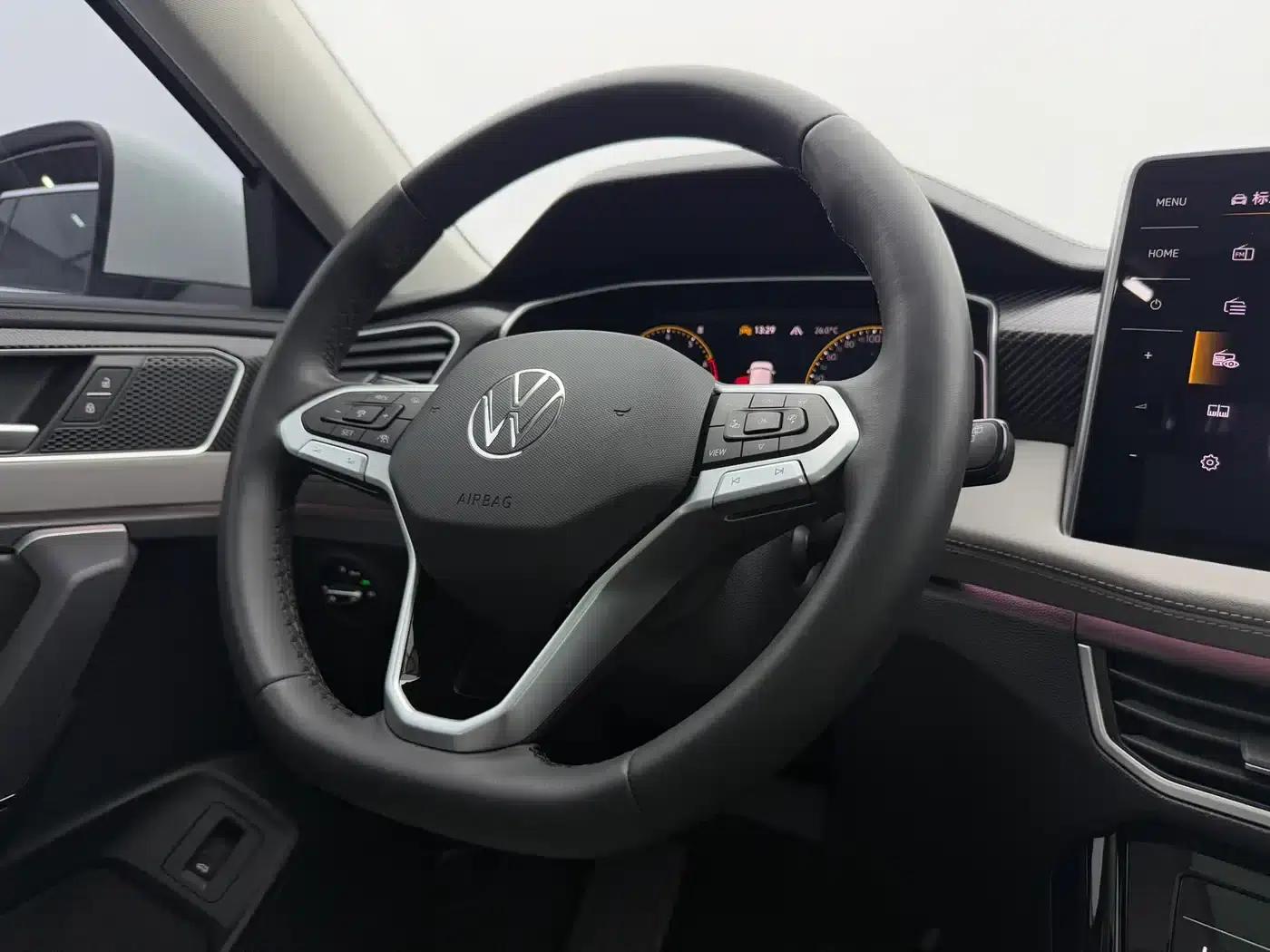 Tayron 2023 280TSI 2WD Luxury Plus Advanced Edition — миниатюра 11