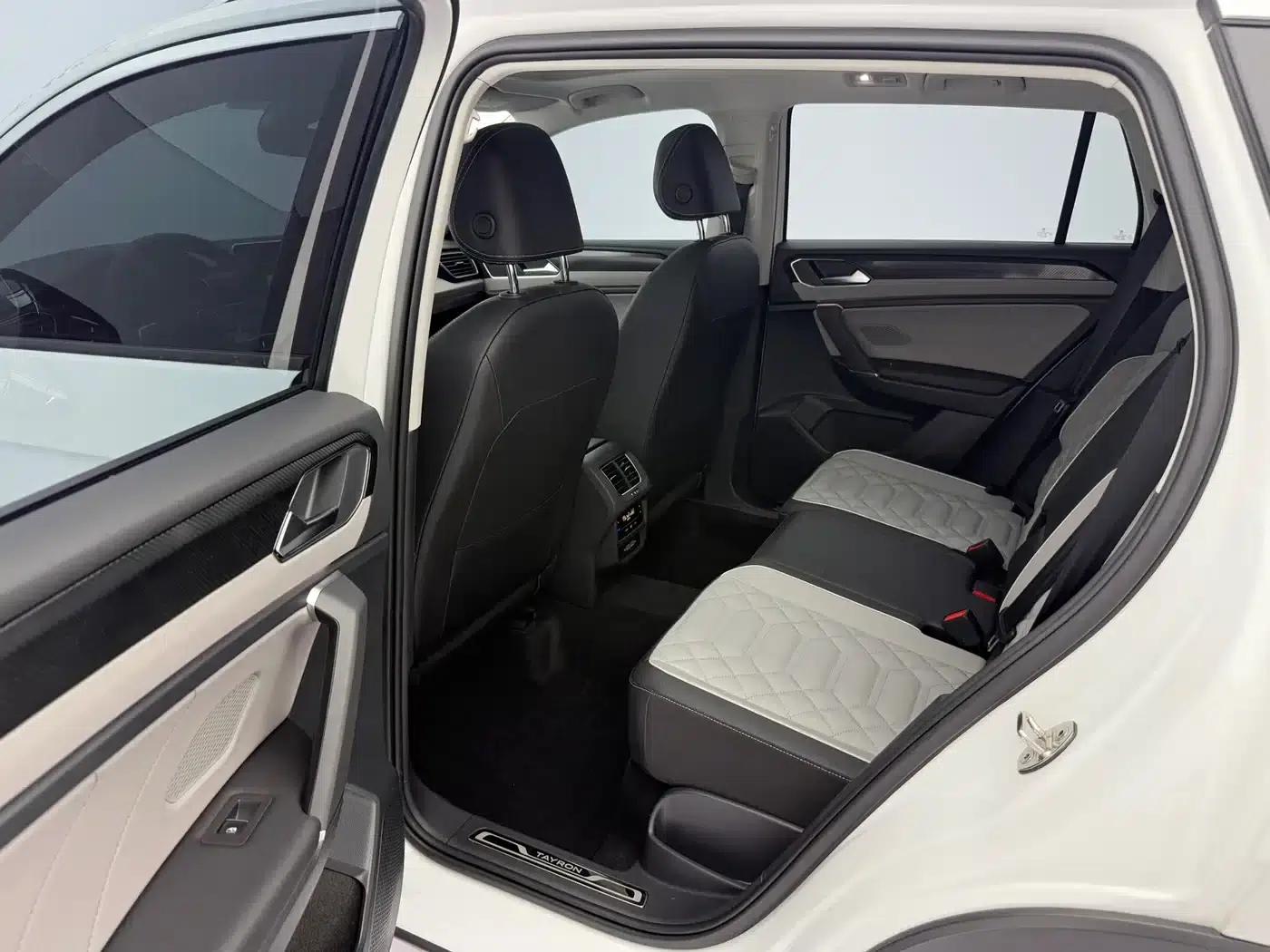 Tayron 2023 280TSI 2WD Luxury Plus Advanced Edition — миниатюра 14