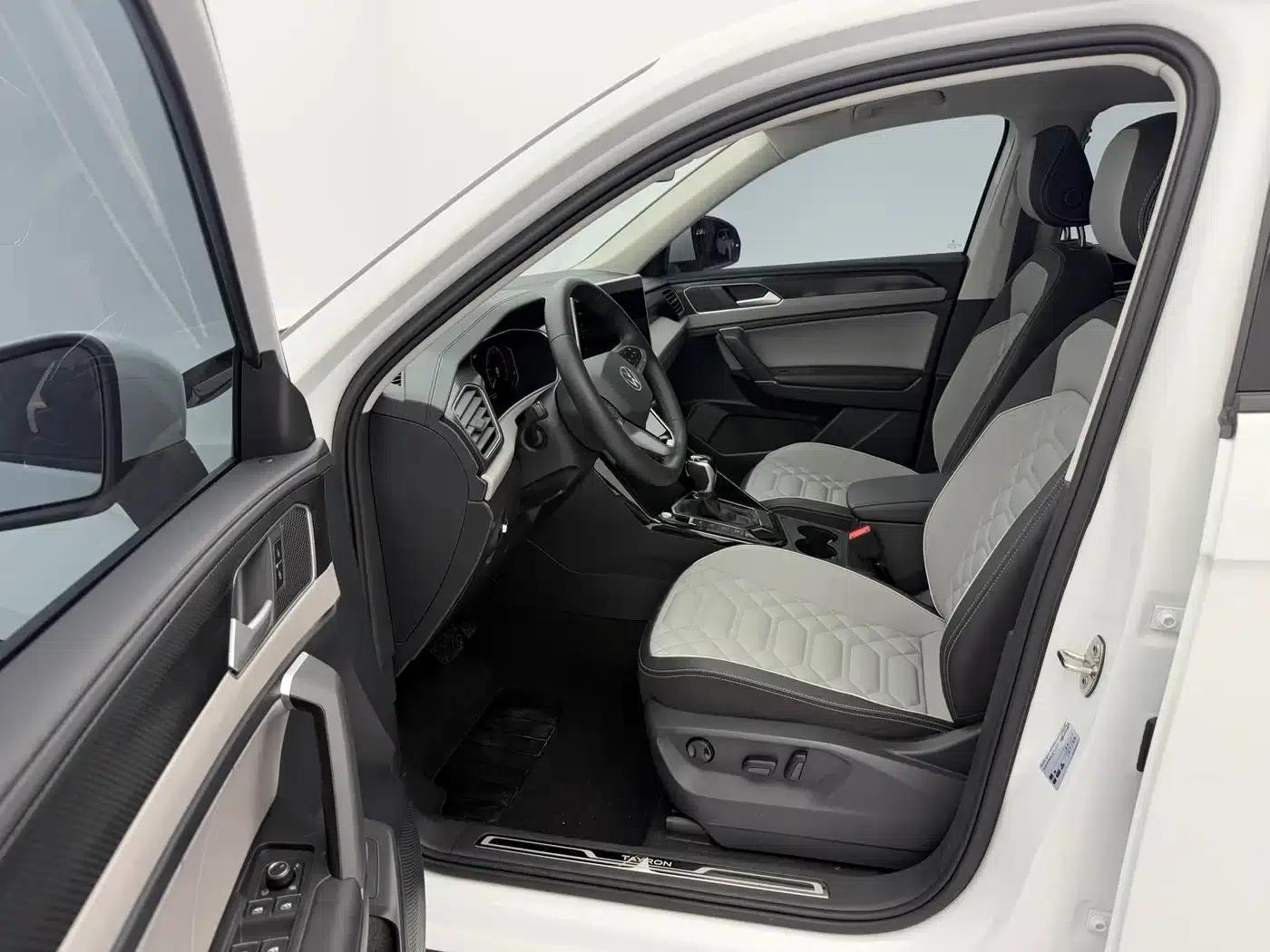 Tayron 2023 280TSI 2WD Luxury Plus Advanced Edition — миниатюра 20