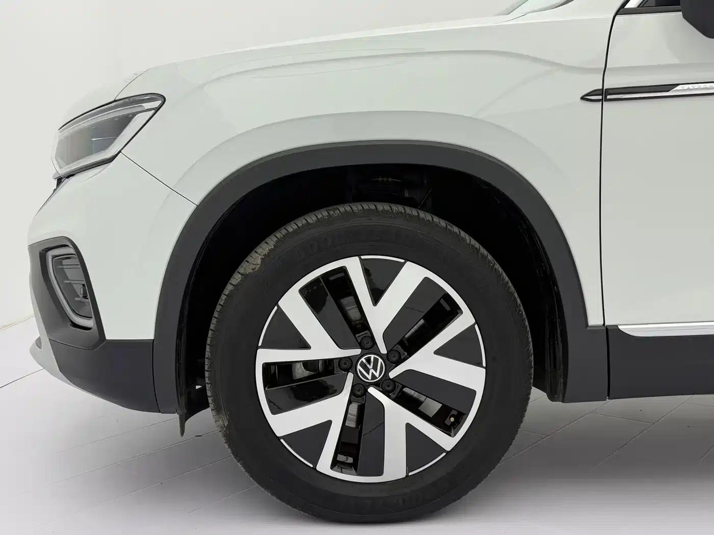 Tayron 2023 280TSI 2WD Luxury Plus Advanced Edition — миниатюра 22
