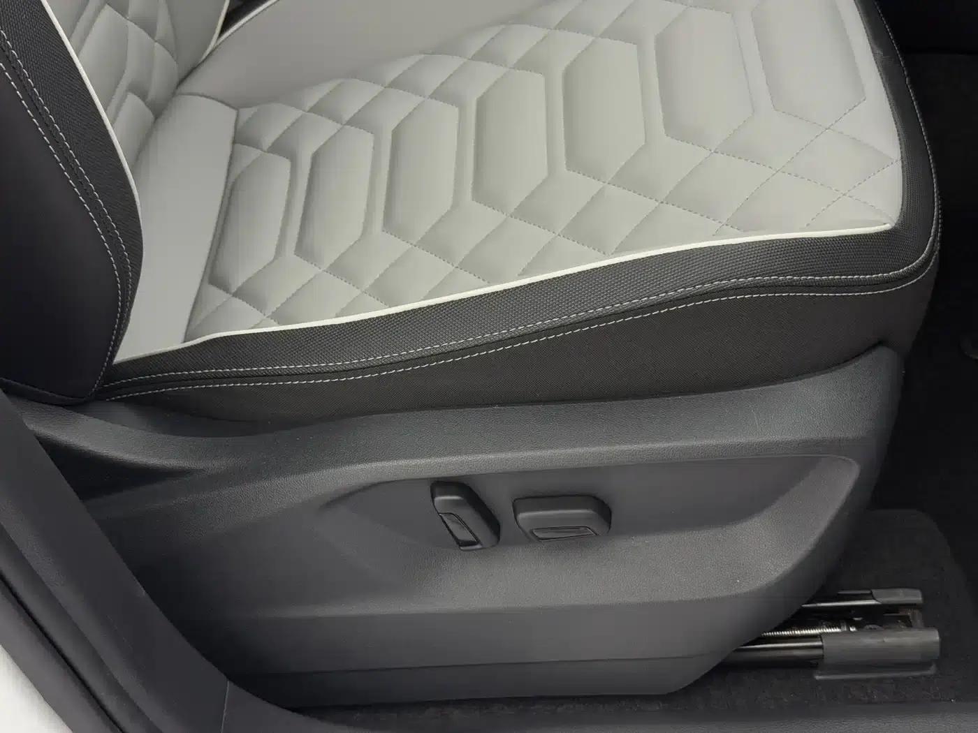 Tayron 2023 280TSI 2WD Luxury Plus Advanced Edition — миниатюра 23
