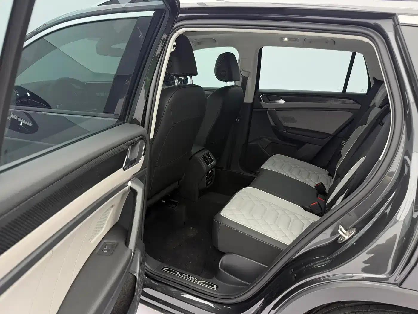 Tayron 2023 280TSI 2WD Luxury Plus Advanced Edition — миниатюра 15