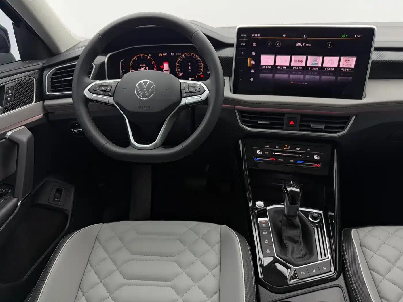 Tayron 2023 280TSI 2WD Luxury Plus Advanced Edition — миниатюра 10