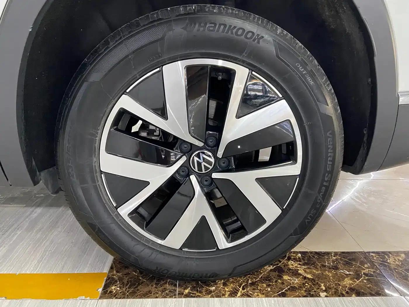 Tayron 2023 280TSI 2WD Luxury Plus Advanced Edition — миниатюра 10