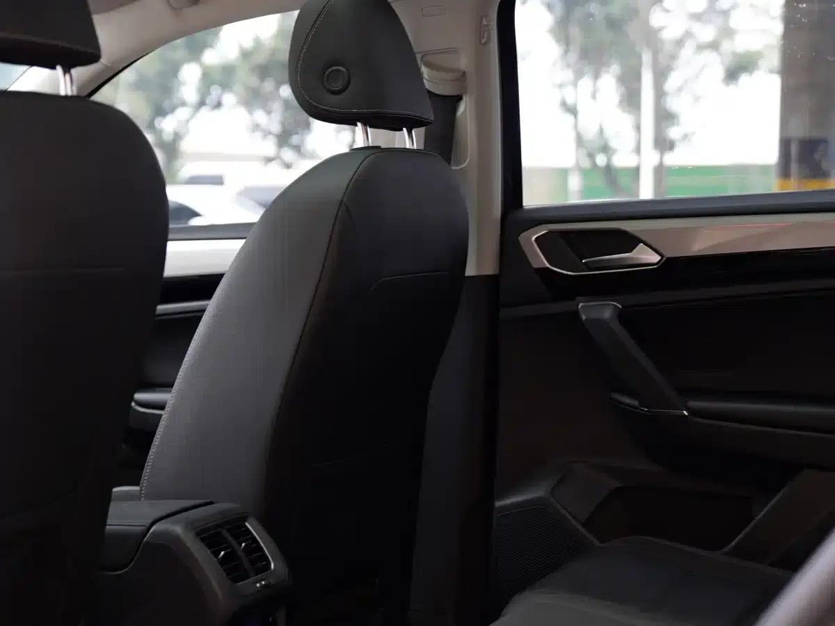 Tayron 2022 330TSI 2WD Luxury Intelligent Edition — миниатюра 9