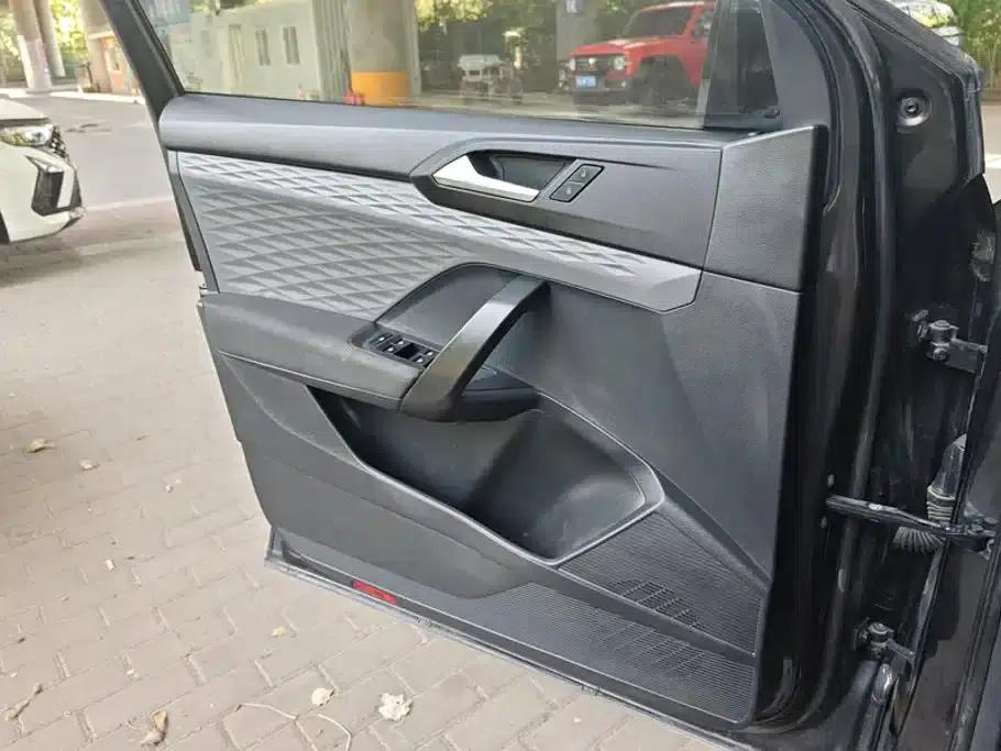 Tayron 2021 280TSI 2WD Comfort Smart Edition — миниатюра 7