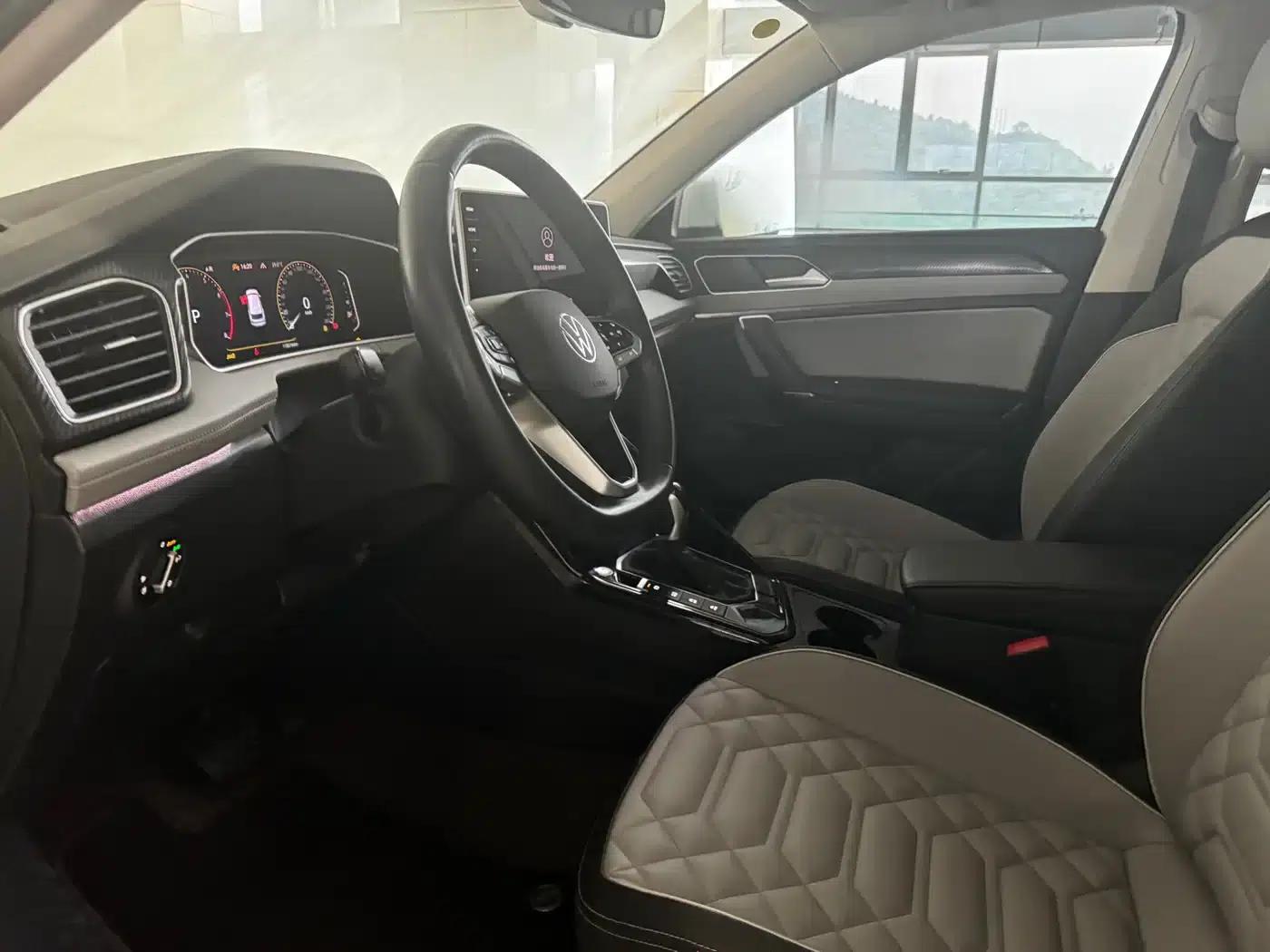 Tayron 2023 330TSI 2WD Luxury Plus Advanced Edition — миниатюра 11