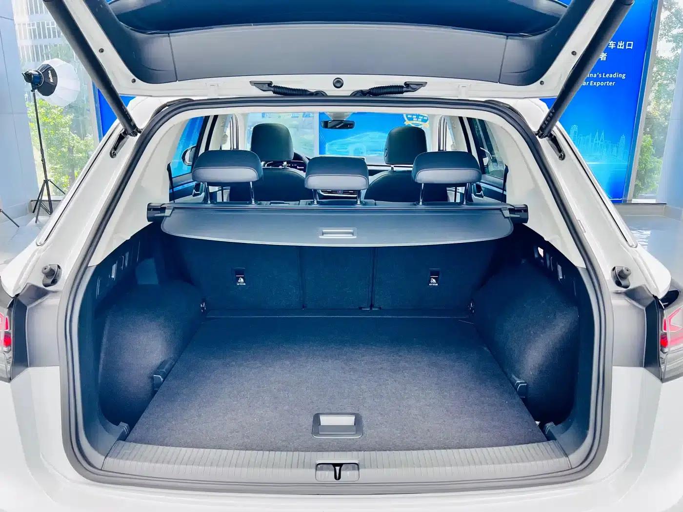 Tayron 2023 280TSI 2WD Luxury Plus Advanced Edition — миниатюра 21