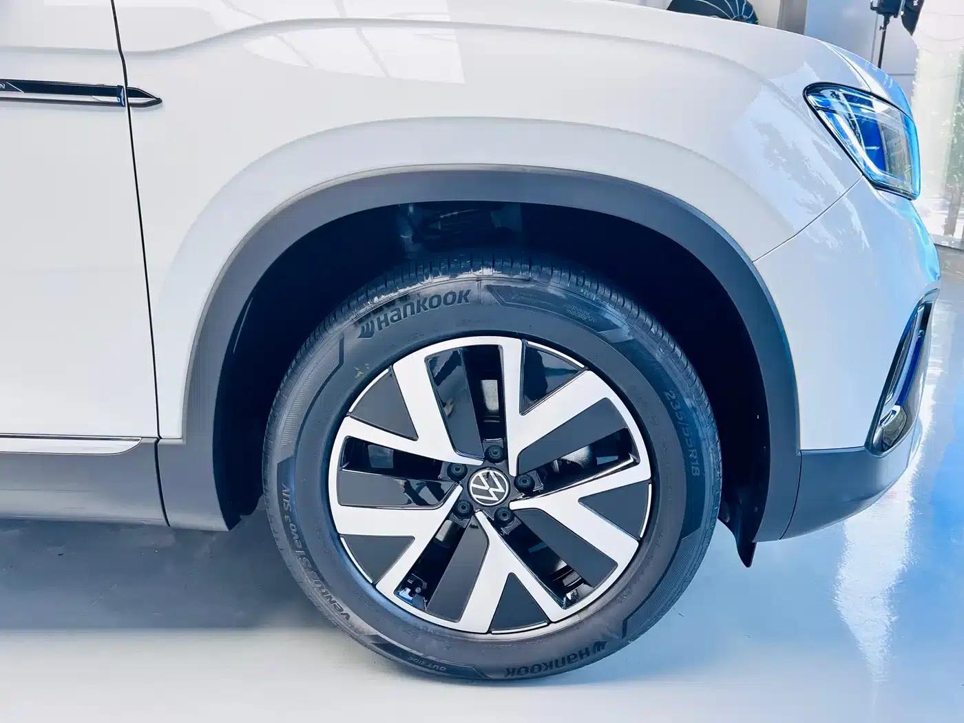 Tayron 2023 280TSI 2WD Luxury Plus Advanced Edition — миниатюра 4
