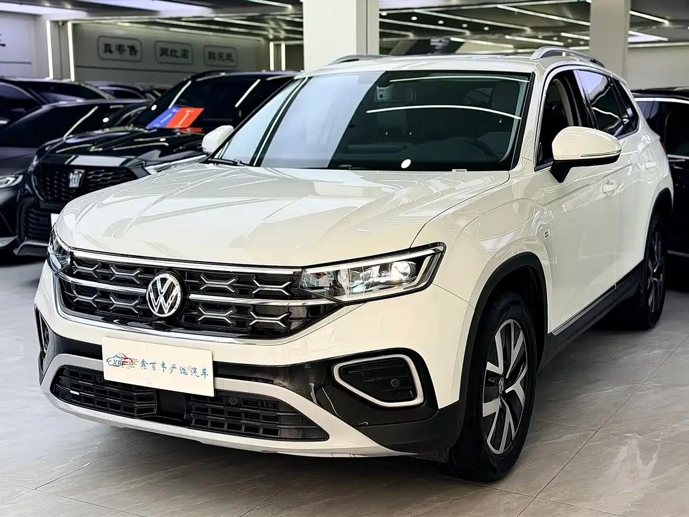 Tayron 2025 Popular Edition 300TSI — миниатюра 1