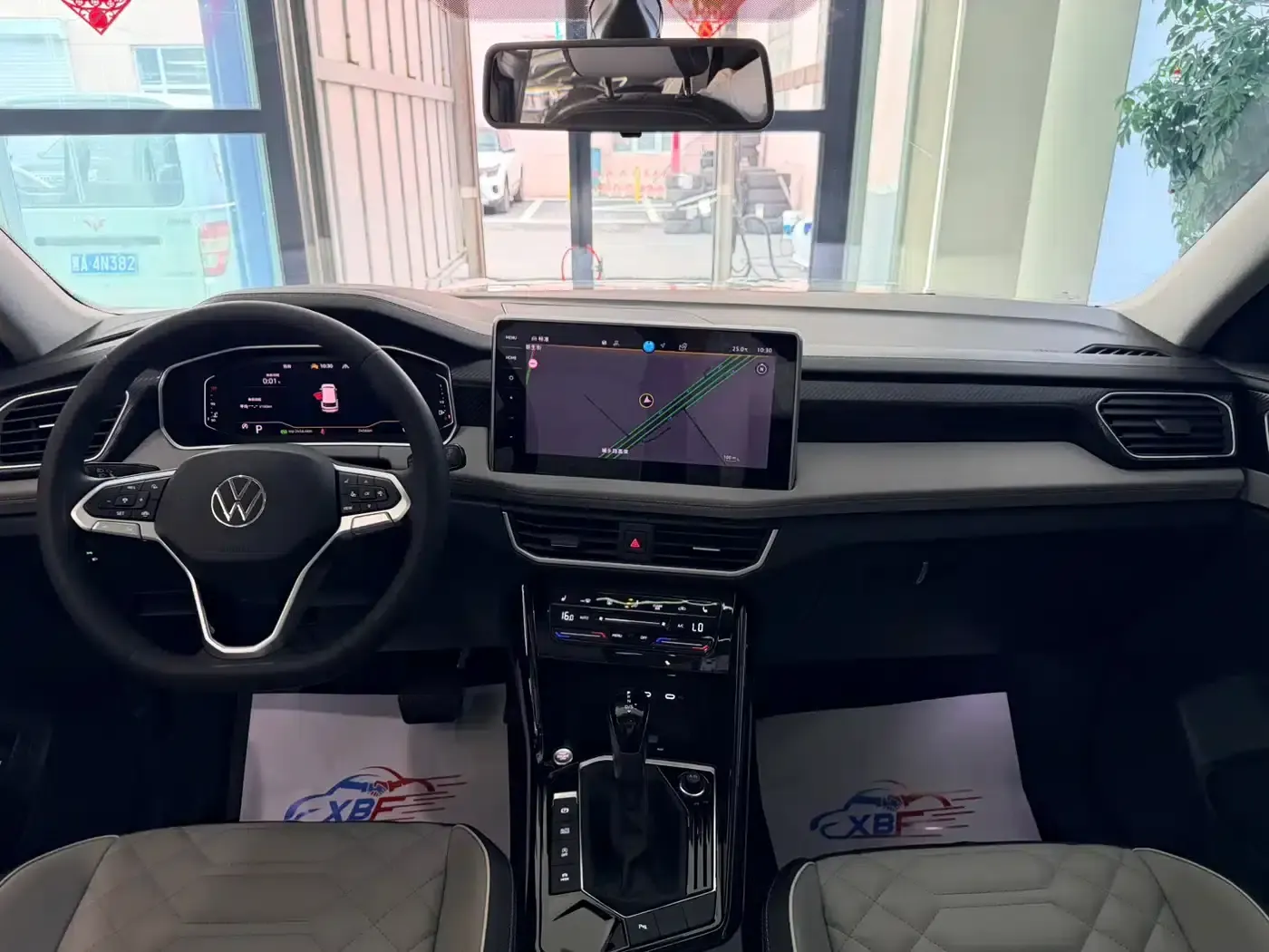 Tayron 2025 Popular Edition 300TSI — миниатюра 5