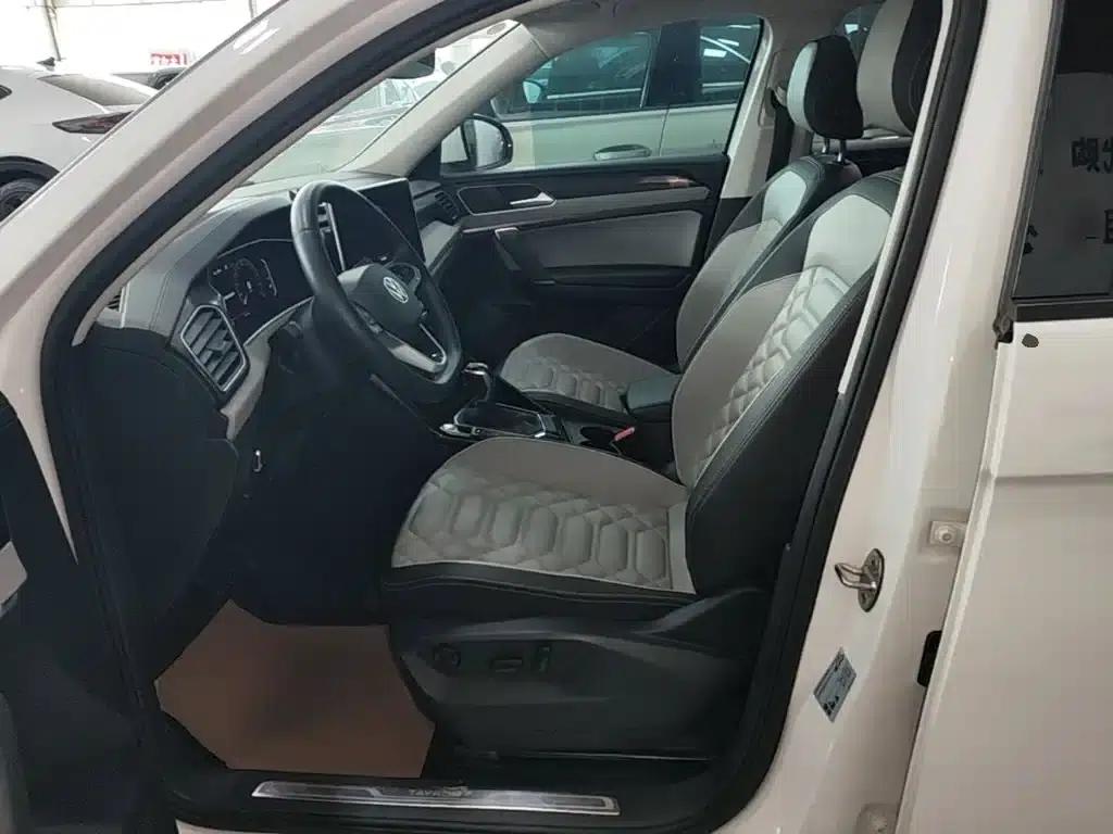 Tayron 2023 300TSI 2WD Luxury Plus Advanced Edition — миниатюра 15