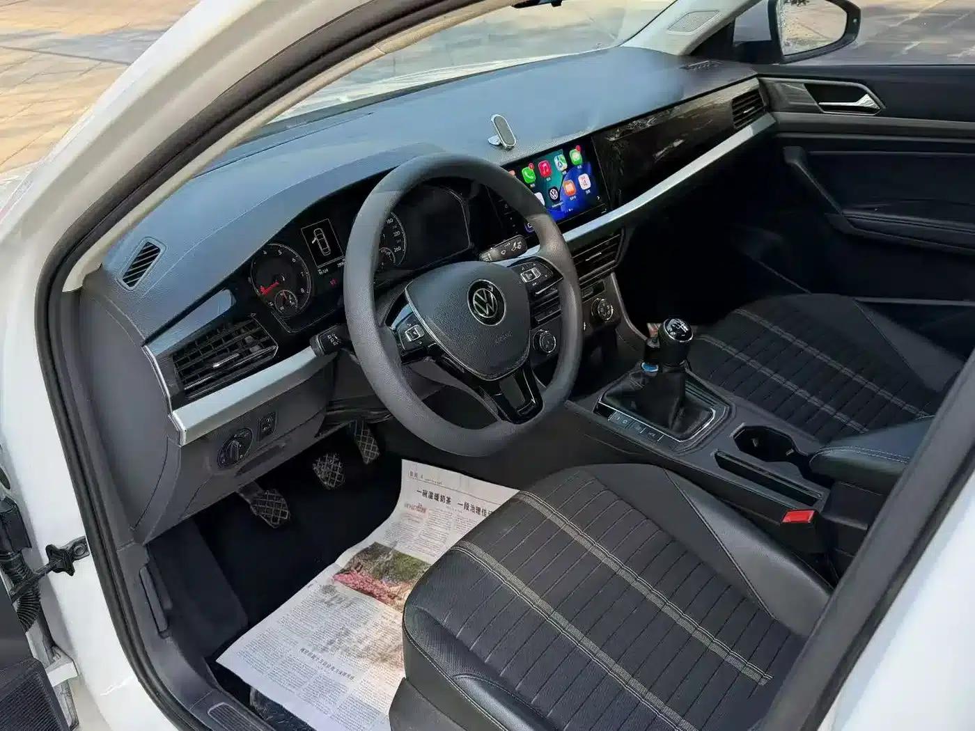 2021 Volkswagen Lavida 1.5L Manual Comfort Edition — миниатюра 4