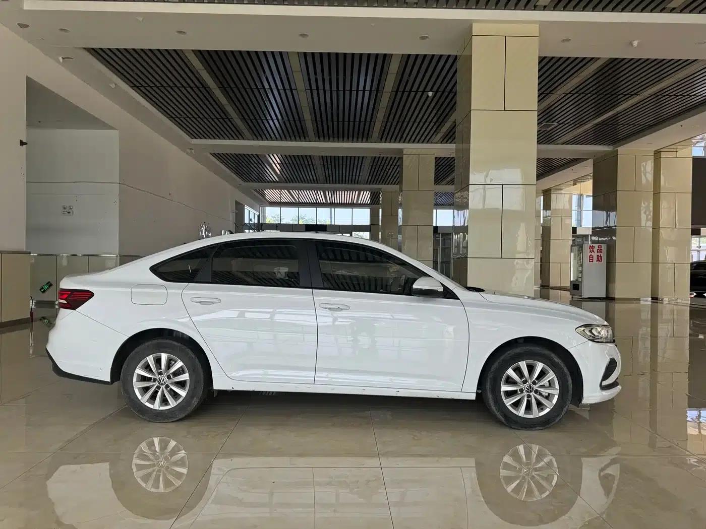 2024 Volkswagen Lavida 1.5L Automatic Comfort Edition — миниатюра 11