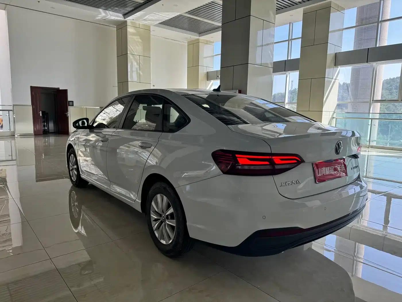 2024 Volkswagen Lavida 1.5L Automatic Comfort Edition — миниатюра 12