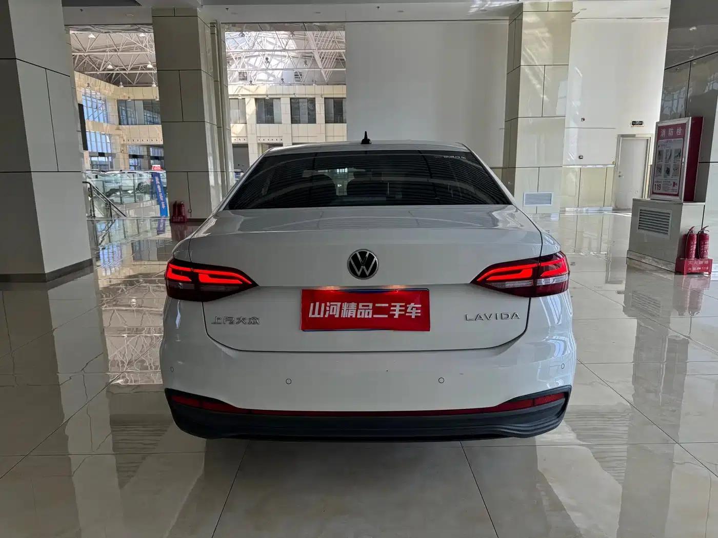 2024 Volkswagen Lavida 1.5L Automatic Comfort Edition — миниатюра 15