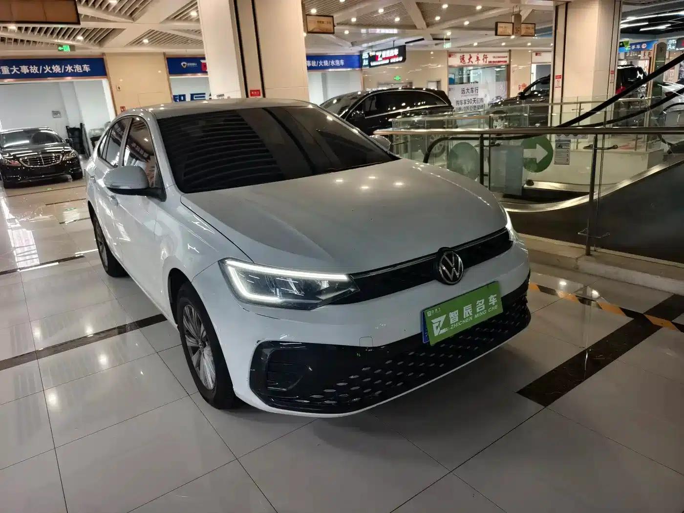 2025 Volkswagen Lavida New Elite 1.5L New Elite Edition — миниатюра 2