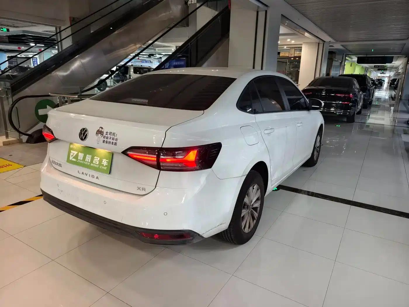 2025 Volkswagen Lavida New Elite 1.5L New Elite Edition — миниатюра 9
