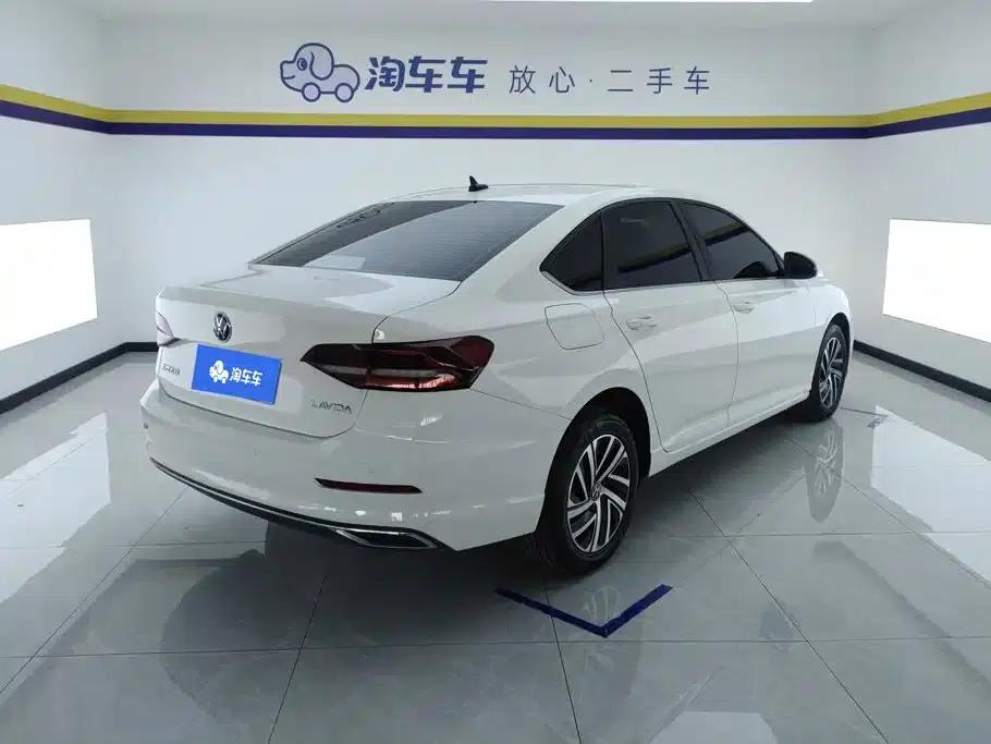 2022 Volkswagen Lavida 1.5L Automatic Comfort Edition — миниатюра 3