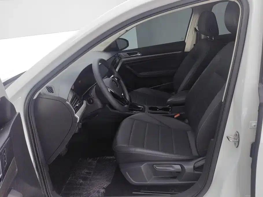 2022 Volkswagen Lavida 1.5L Automatic Comfort Edition — миниатюра 9