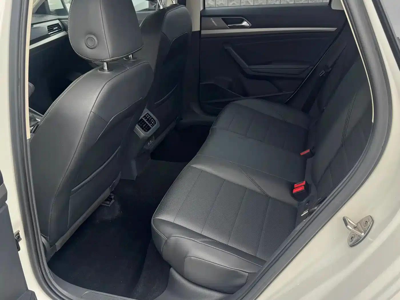 2019 Volkswagen Lavida 1.5L Automatic Comfort Edition (China VI Emission Standard) — миниатюра 9