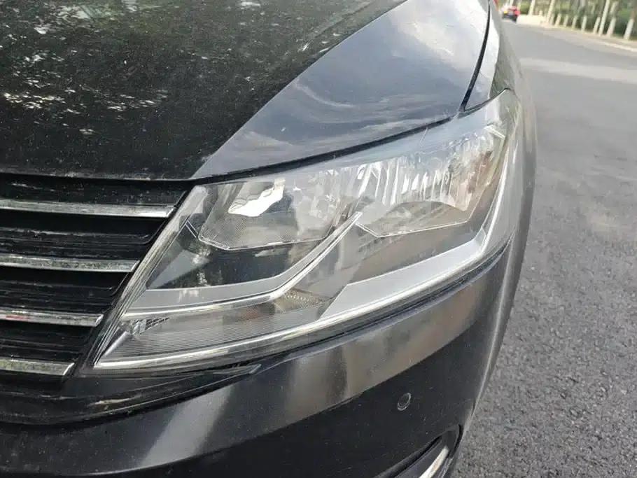 2015 Volkswagen Lavida 1.6L Automatic Comfort Edition — миниатюра 5