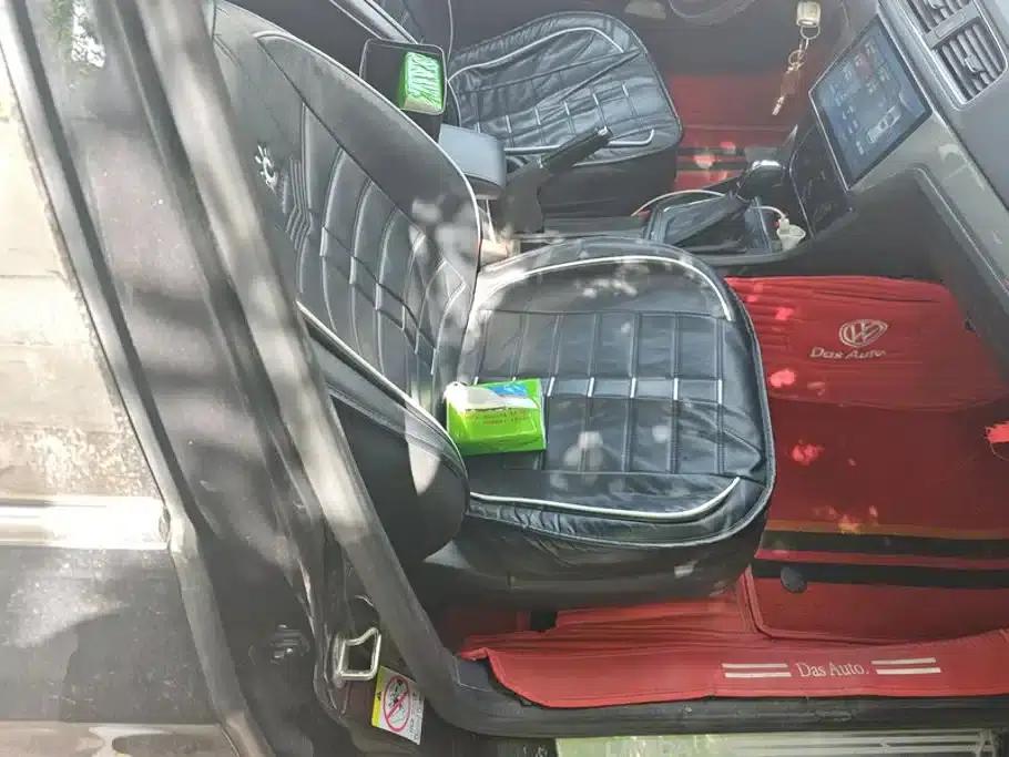 2015 Volkswagen Lavida 1.6L Automatic Comfort Edition — миниатюра 8