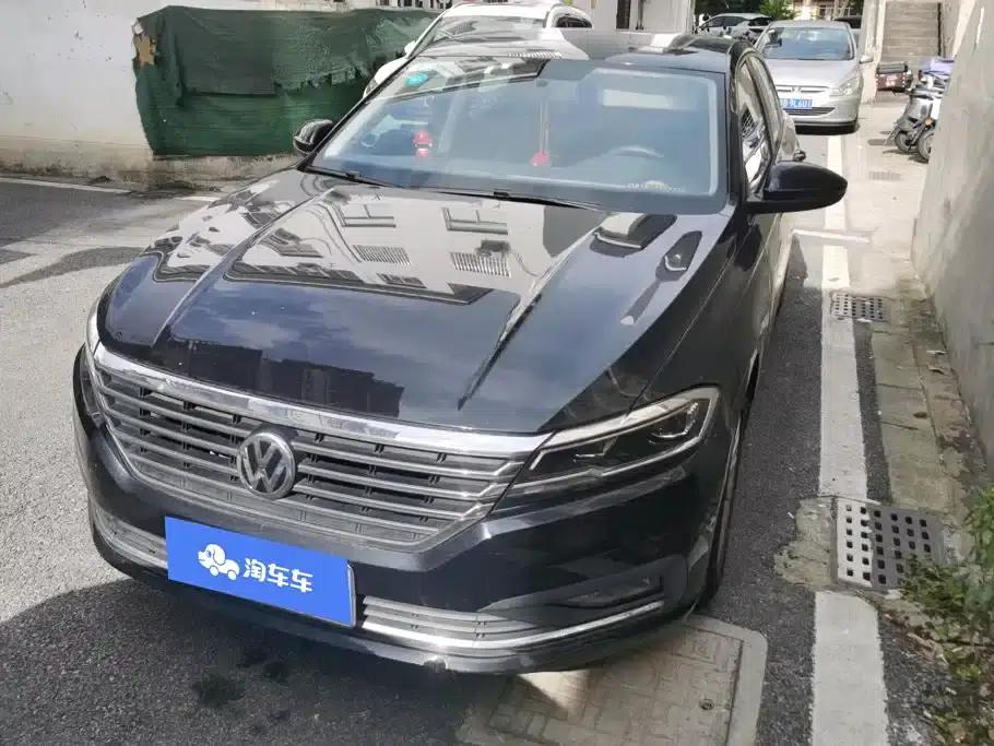 2019 Volkswagen Lavida, Lavida Qihang 1.5L Automatic Comfort Edition (National VI Emission Standard) — миниатюра 1