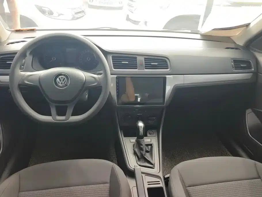 2017 Volkswagen Lavida 1.6L Automatic Fashion Edition — миниатюра 12