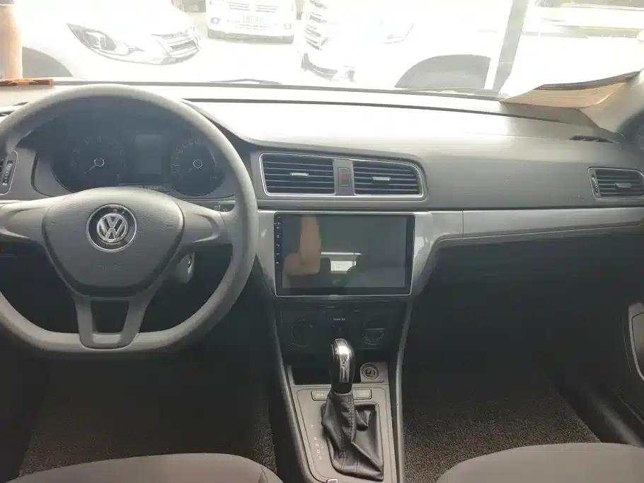 2017 Volkswagen Lavida 1.6L Automatic Fashion Edition — миниатюра 13