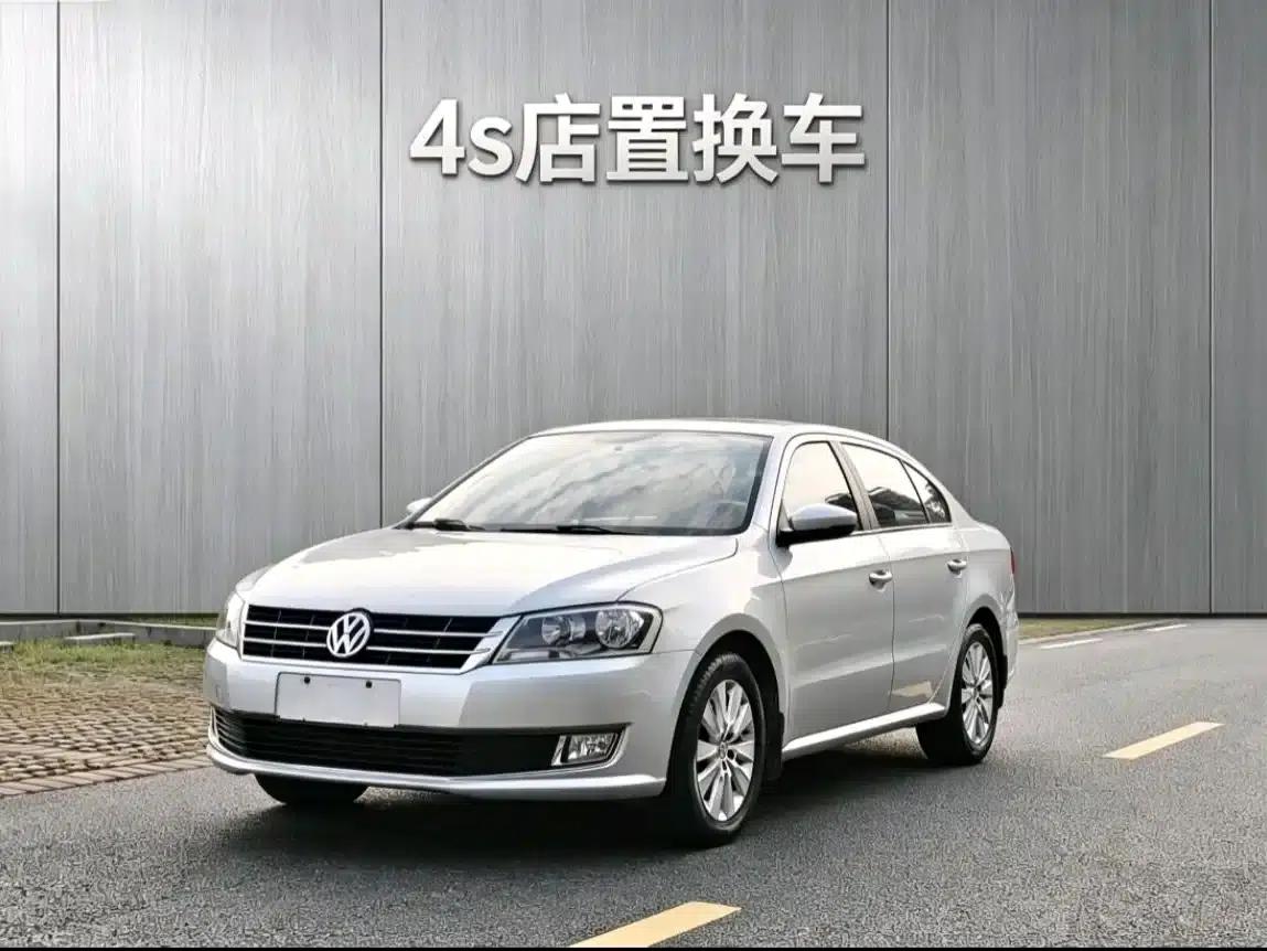 2013 Volkswagen Lavida Facelift 1.4TSI DSG Comfort Edition — миниатюра 1