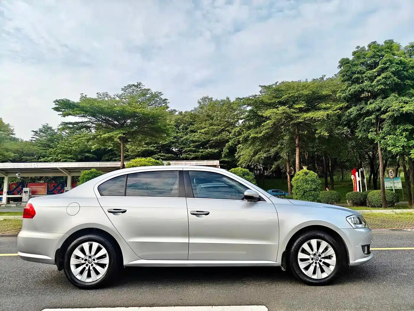2013 Volkswagen Lavida Facelift 1.4TSI DSG Comfort Edition — миниатюра 8