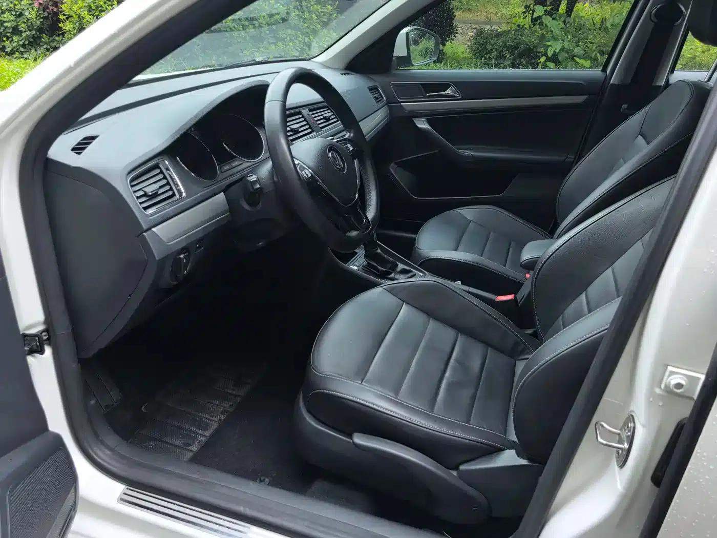 2017 Volkswagen Lavida 1.6L Automatic Comfort Edition — миниатюра 8
