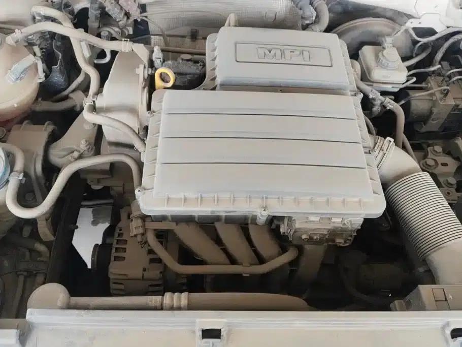 2013 Volkswagen Lavida Classic Facelift 1.6L Manual Fashion Edition — миниатюра 10