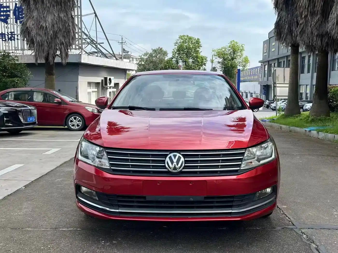2015 Volkswagen Lavida 1.6L Automatic Comfort Edition — миниатюра 2