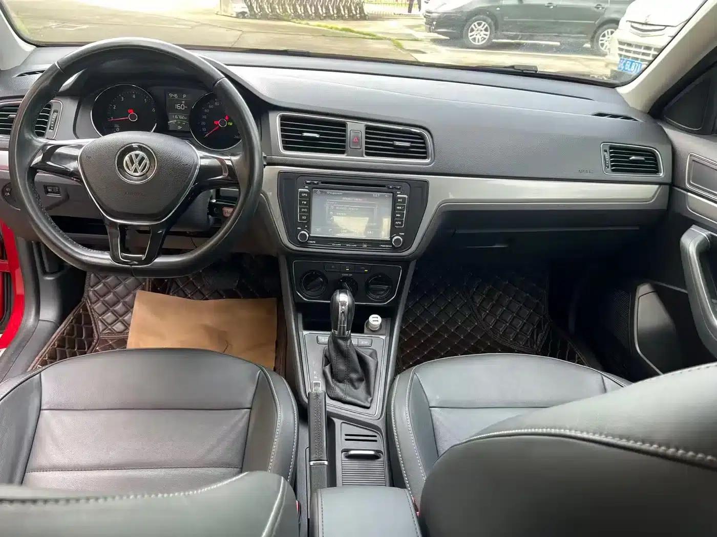 2015 Volkswagen Lavida 1.6L Automatic Comfort Edition — миниатюра 5