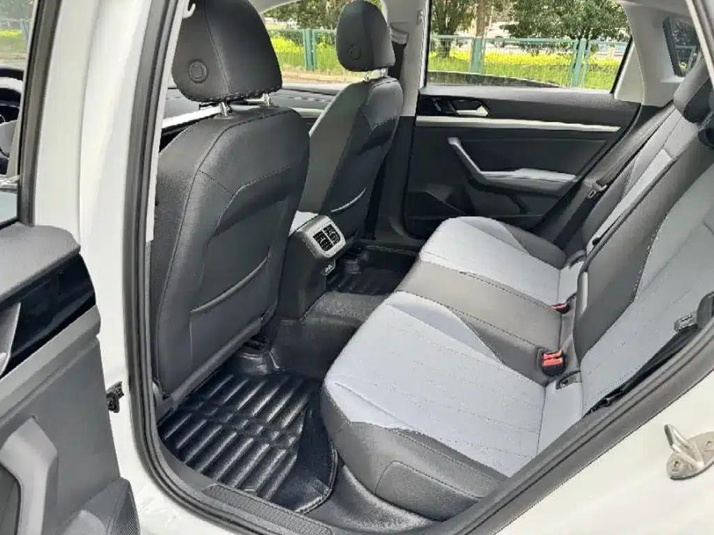 2024 Volkswagen Lavida 1.5L Automatic Starry Sky Five Million Edition — миниатюра 5