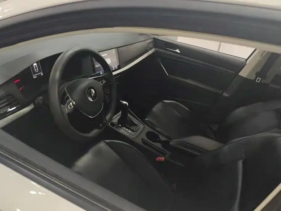 2022 Volkswagen Lavida 1.5L Automatic Fashion Edition — миниатюра 12