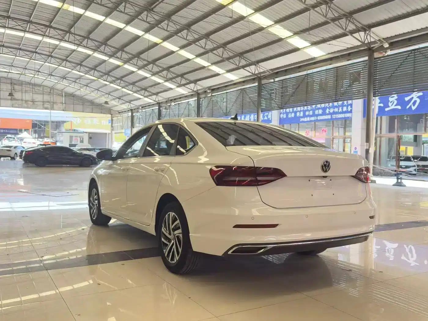 2022 Volkswagen Lavida 280TSI DSG Comfort Edition — миниатюра 7
