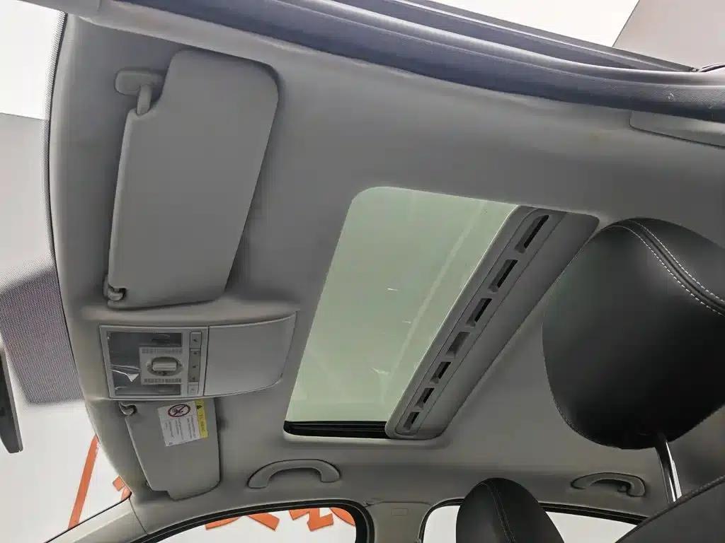 2017 Volkswagen Lavida 1.6L Automatic Comfort Edition — миниатюра 14